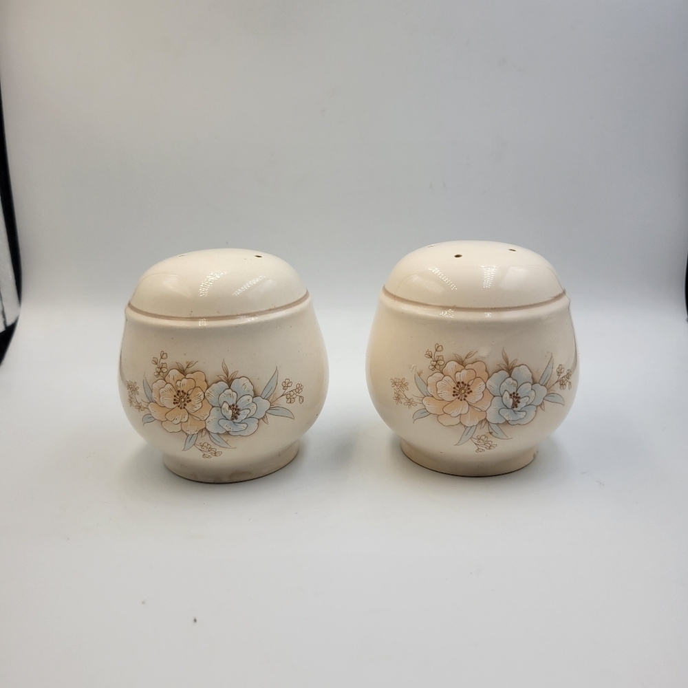Vintage Keltcraft Salt & Pepper Shakers